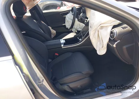 2024 Mercedes-Benz C 300 from USA, damaged, VIN W1KAF4GB0RR236132